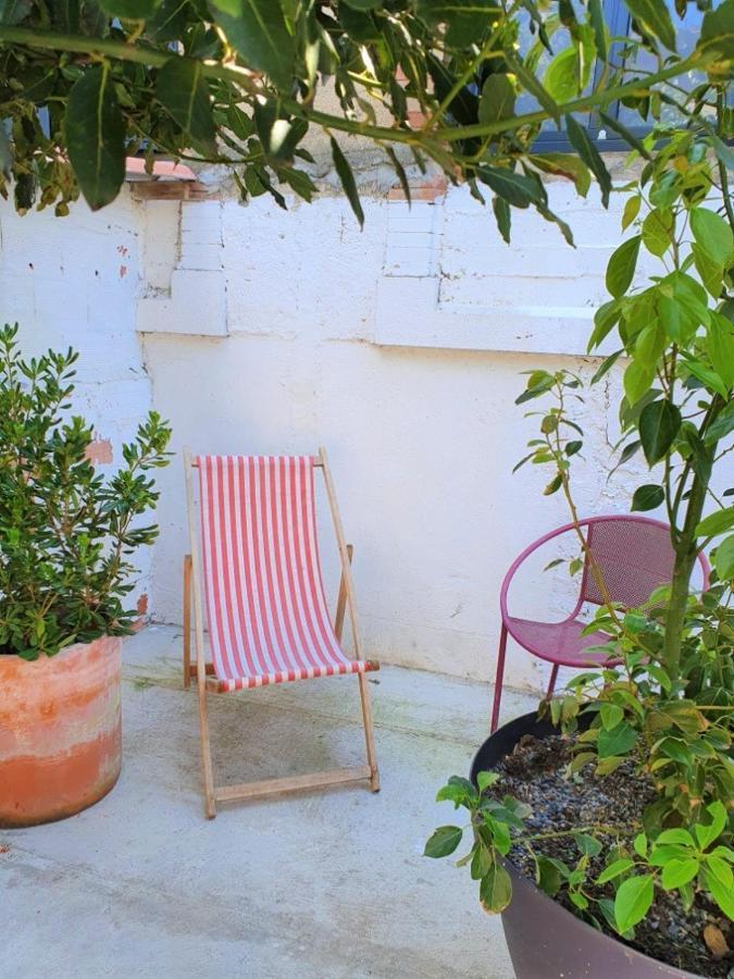 Maison avec jardin au pied de la cité médiévale Carcasona Exterior foto